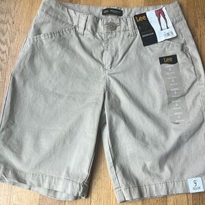 Lee Bermuda Shorts size 4  new!!!!  Orig 54.00